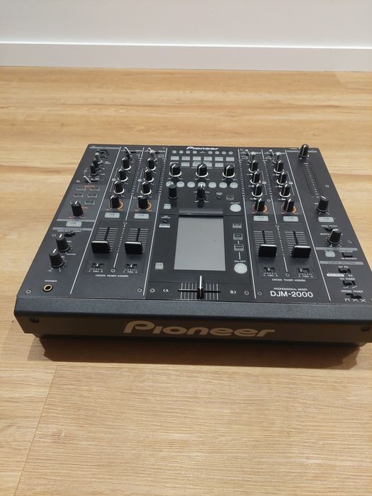 Pioneer DJM-2000
