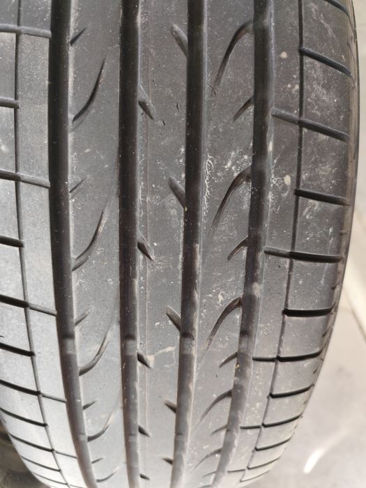 Pneus 225/60r18 Bridgestone Dueler HP Sport 75% piso