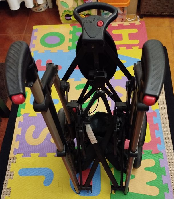 Bébécar Vogue Carrinho e Alcofa