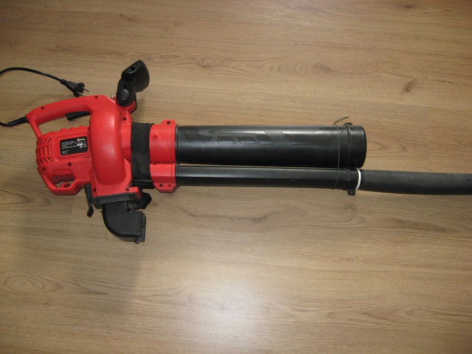 Aspirador e soprador de folhas Outsunny