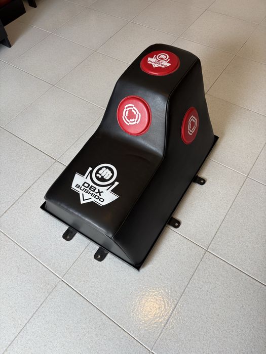Wall Boxing Unit DBX Bushido