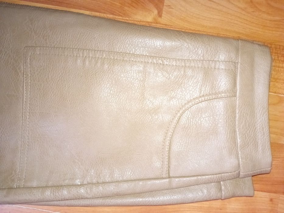 Skórzana spódnica rozm 34