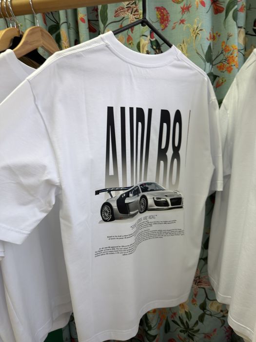 Футболка з принтом