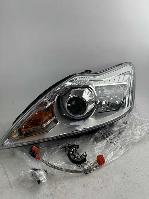 Lampa przód przednia nowa 2 przód lewy Xenon