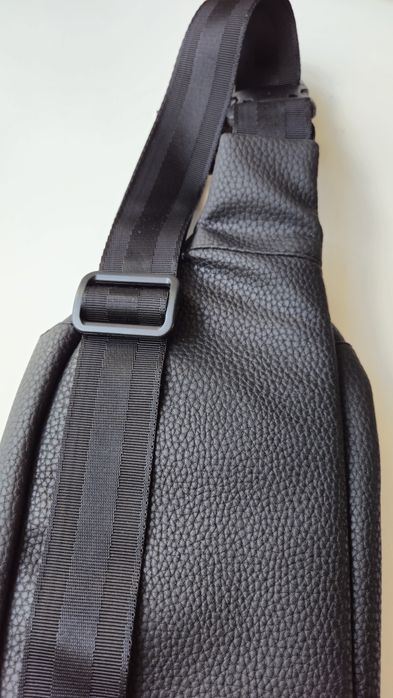 Сумка, бананка чорна унісекс