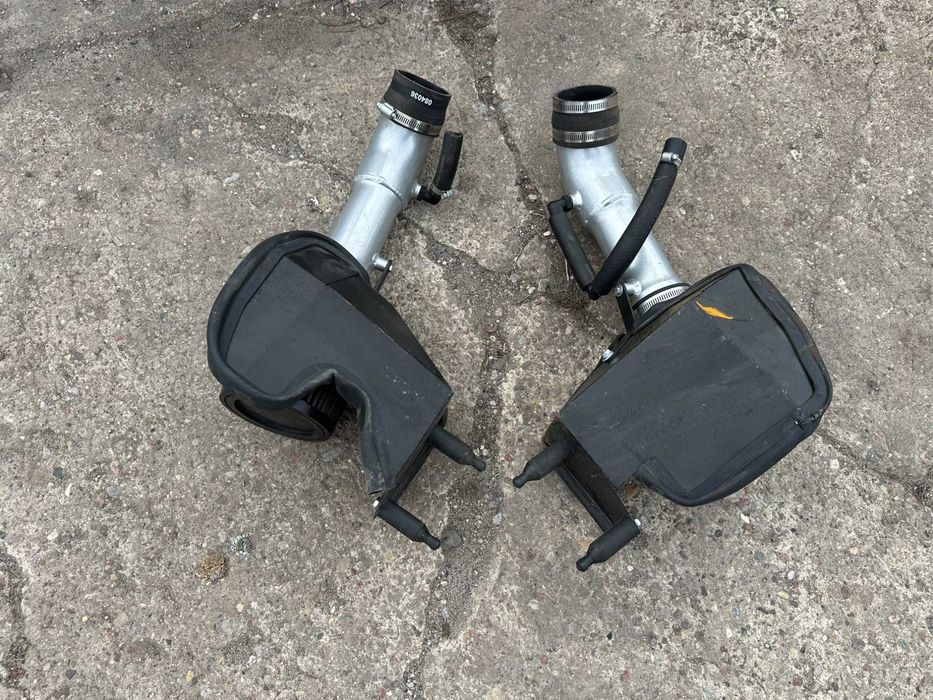 Doloty powietrza K&N Typhoon Nissan 370z