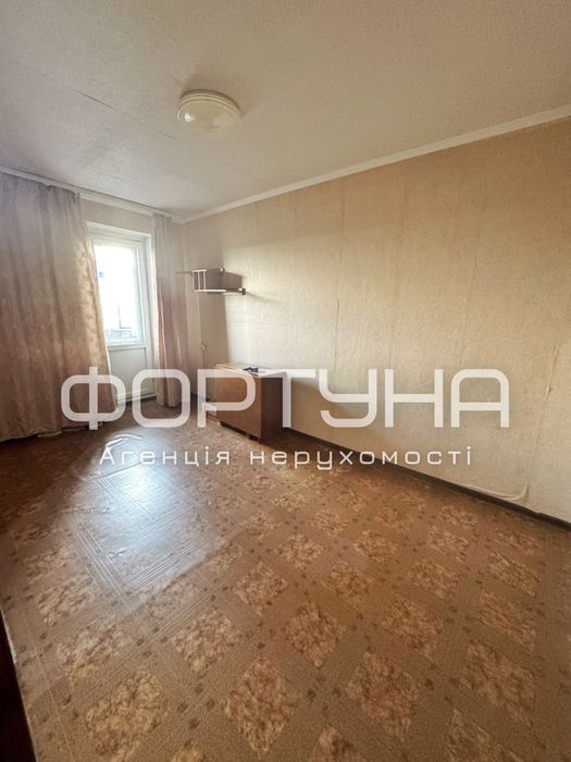 Двокімнатна 52м2, ЦЕГЛА, два балкони!