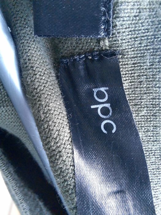 Sweterek Bonprix ciemna zieleń/khaki