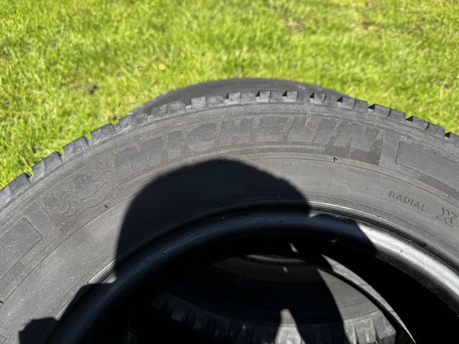 Opony Wielosezon michelin 215/70R15CP