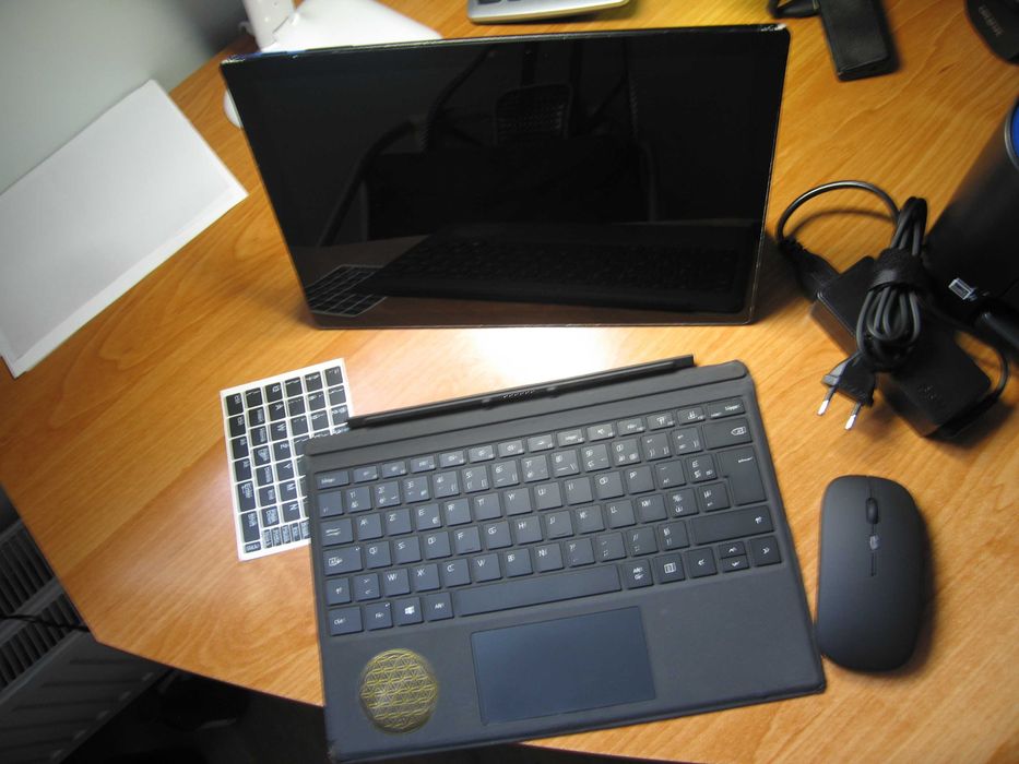 Microsoft Surface Pro 6