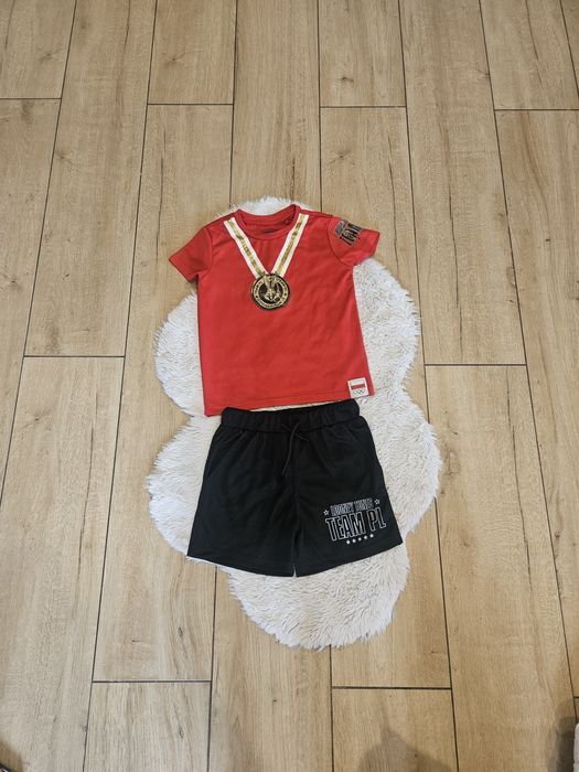 Spodenki koszulka na krótki rękaw 110 królik Bugs