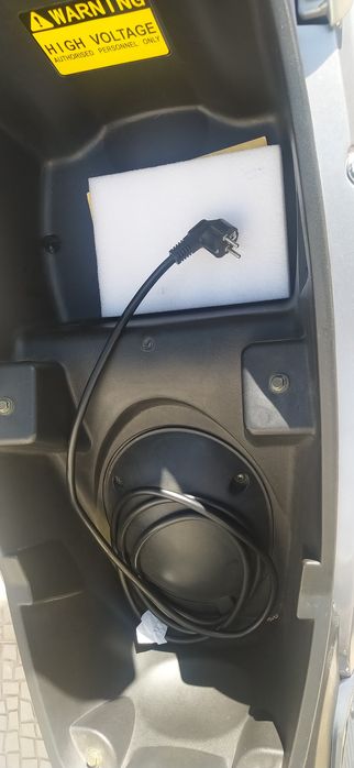 Moti Maxi (E- Fun Puma) Maxi Scooter Elétrica