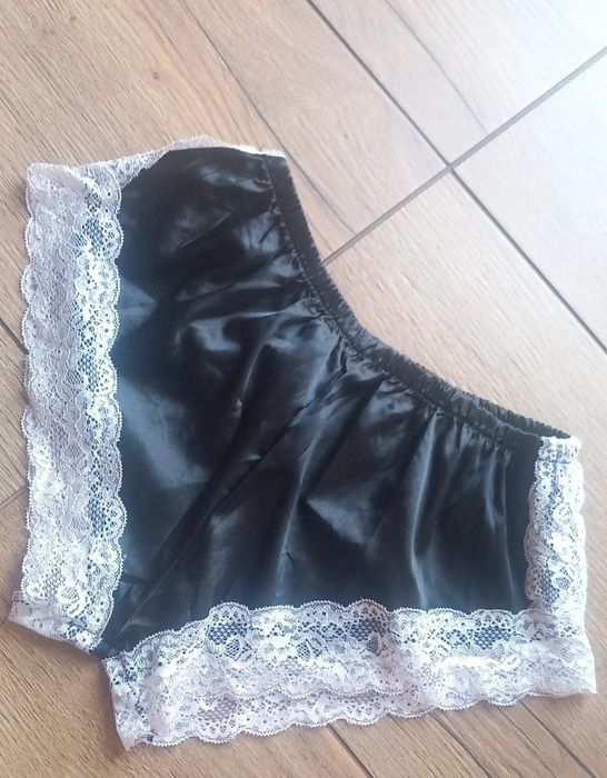 Spodenki satynowe seksowne nowe XS S