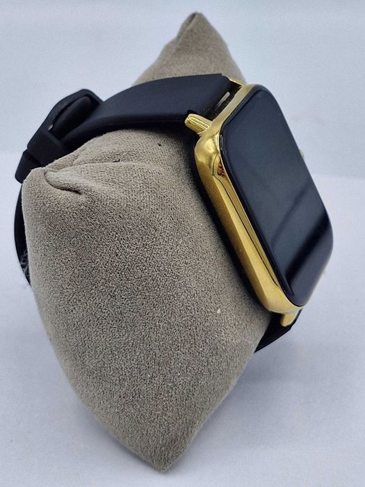 Smartwatch czarno złoty