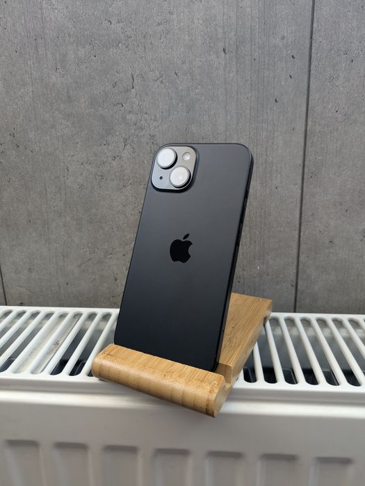 Iphone 15 jak nowy