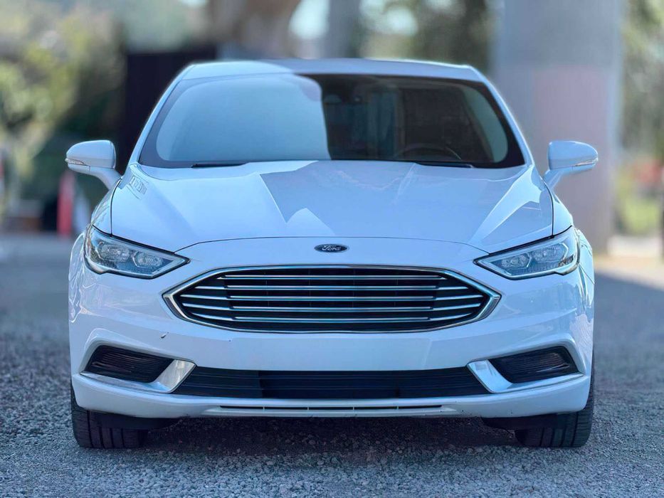 Ford Fusion SE      2018
