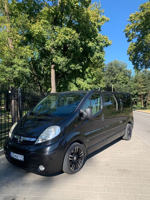 Wynajem busa 9 osobowego