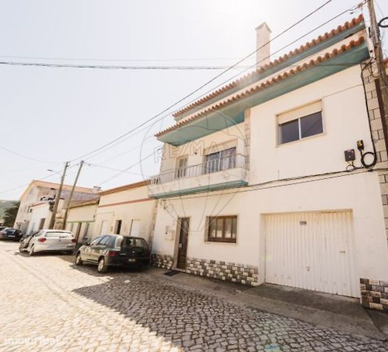 Moradia T4 para venda