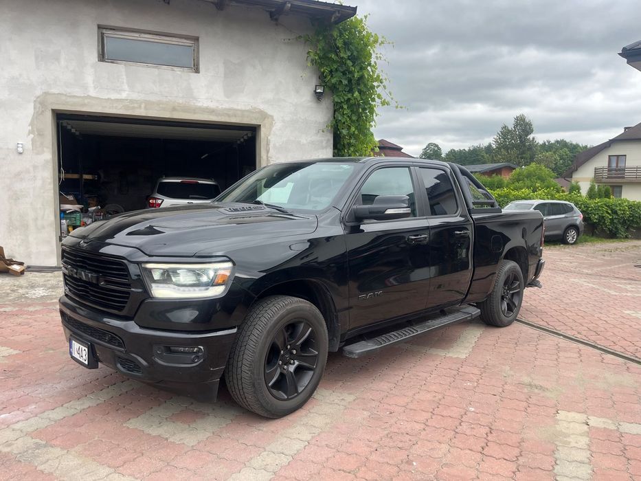 RAM 1500 RAM sport 2020  5,7 hemi 4x4