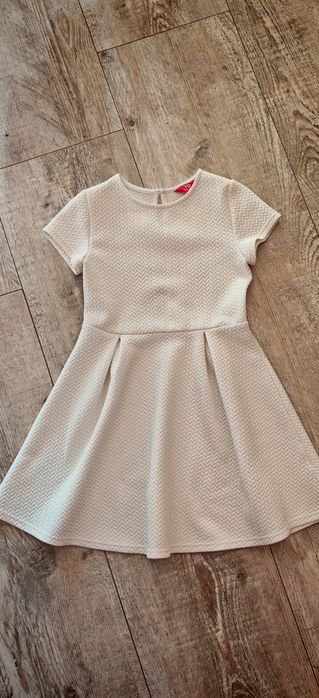 r.134/140 Young Dimension Sukienka elegancka