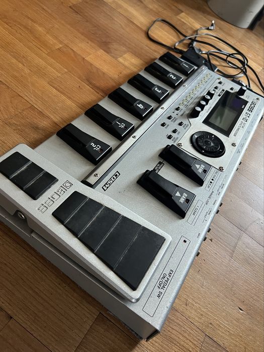 Multiefekt gitarowy BOSS GT-10