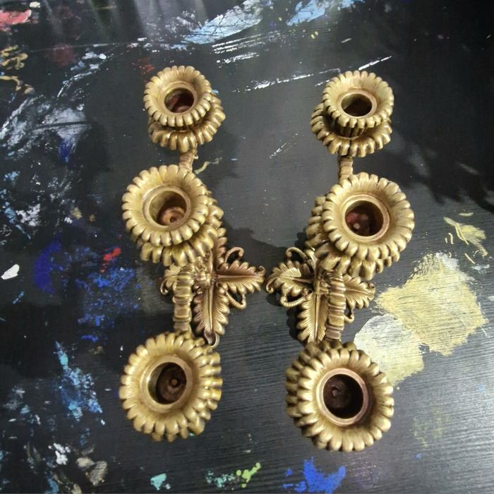 Conjunto Antigo Séc. XIX Bronze / Latão - Par Candelabros Mesa e Moldura