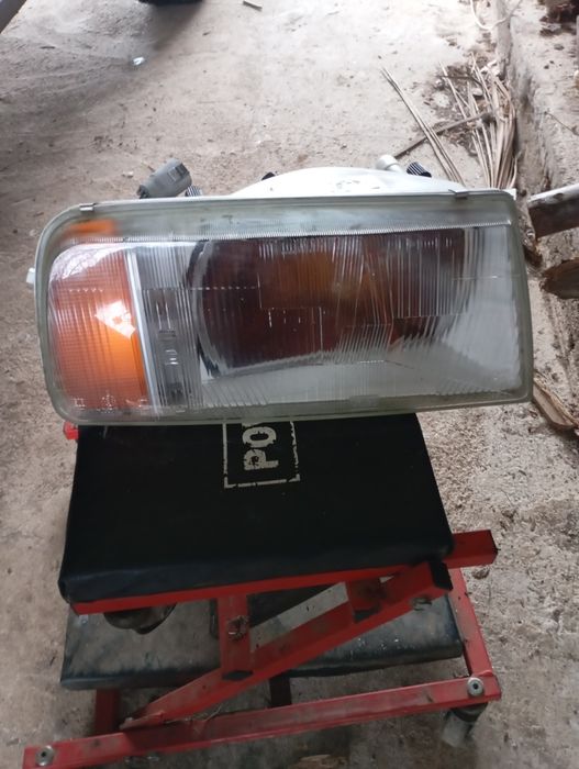 Farol dianteiro Suzuki Vitara