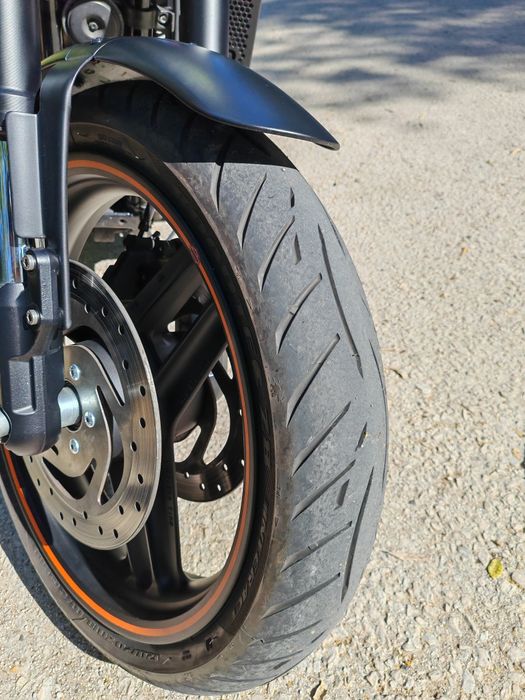 Harley Davidson XR1200X  FREE SPIRITS de 2011 19 mil km