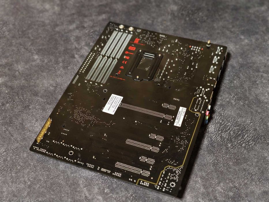 Материнська плата ASUS EX-B250-V7 (LGA1151)