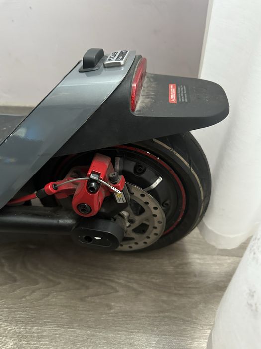 Trotinete Elétrica NIU KQi3 Max