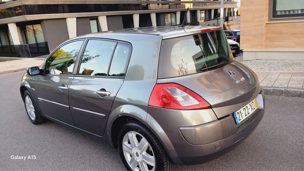 Renault MEGANE 1.5 Diesel — photo 2
