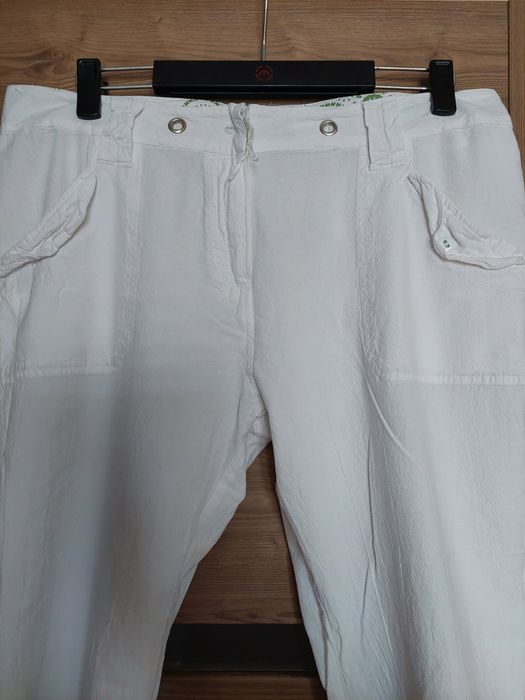 Spodnie damskie marki M&Co rozmiar 42