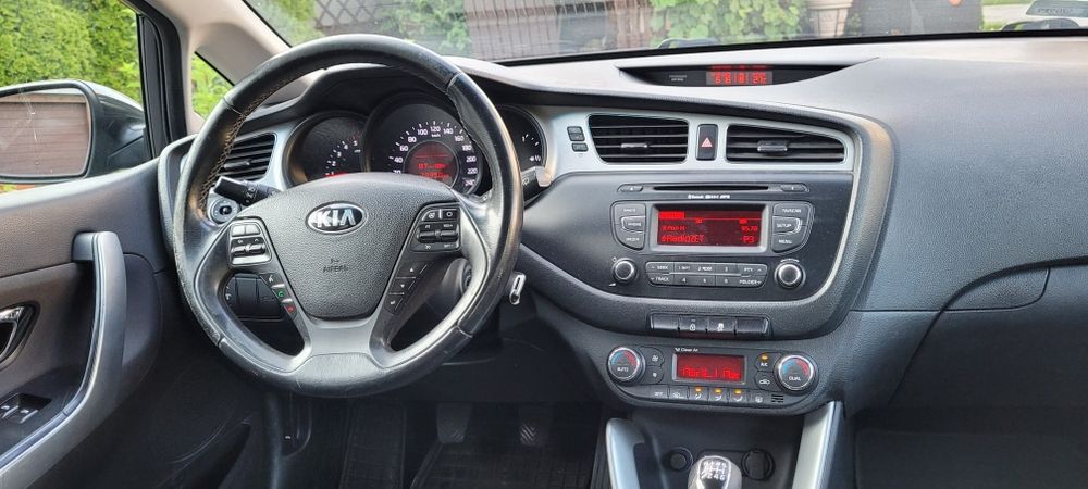 Kia Cee'd 1.6crdi 128km 2013r skrzynia 6, bardzo dobry stan!