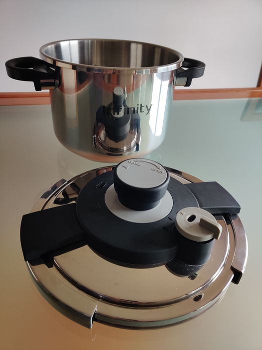 Panela de pressão Infinity