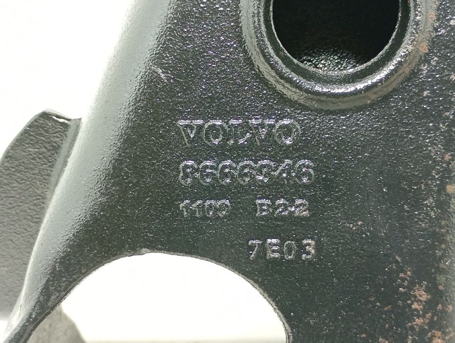 Braço de suspensão trás direito VOLVO XC90 I