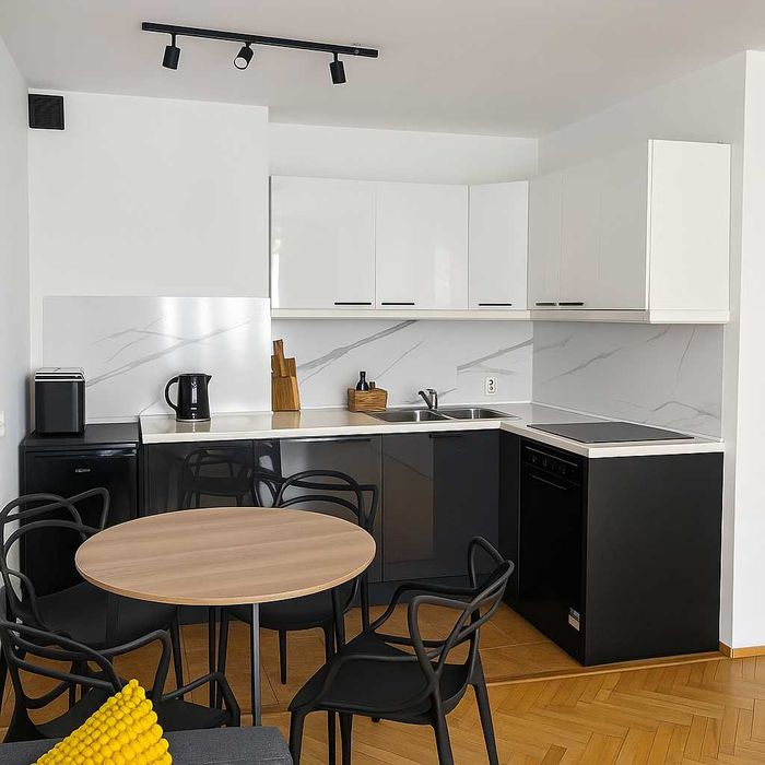 Aktualne Sosnowiec Kilińskiego Apartament blisko dworca oraz uczelni.