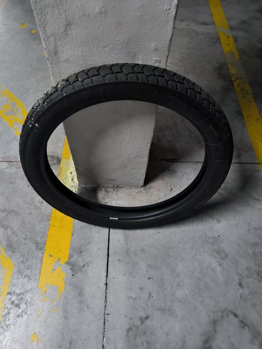 Pneu Michelin Anakee Adventure
90/90 -21 TL 54 V