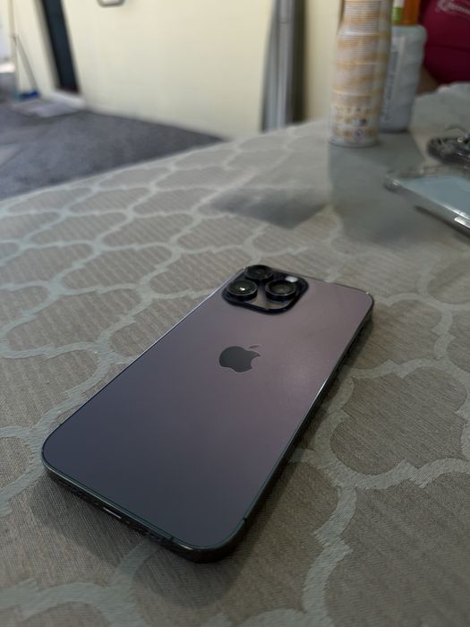 iPhone 14 Pro Max 256GB Roxo Escuro