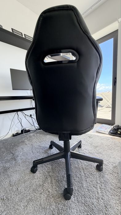 Cadeira Gaming  Staples/ Escritório Preta