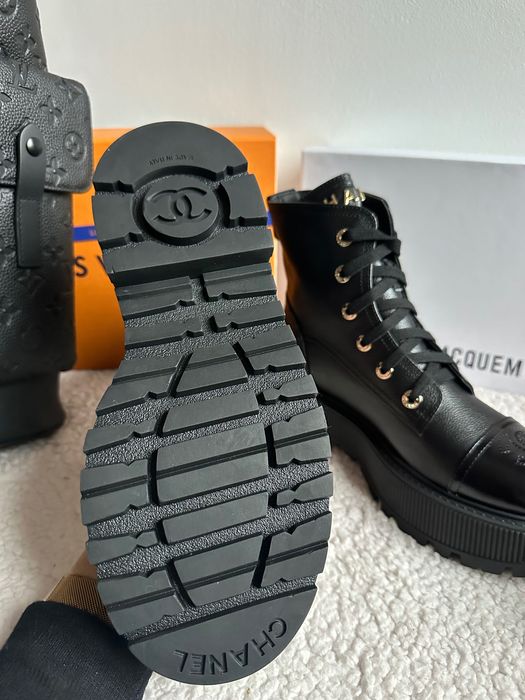 Buty botki Chanel numer seryjny 38