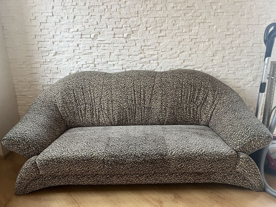 Продам диван та крісло