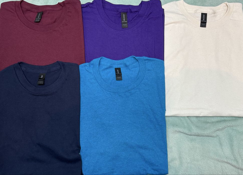 Tshirts com diversas cores