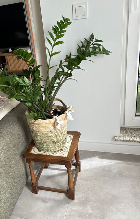 Rustykalny Kwietnik z Litego Drewna z Kafelkami (Holandia, rok 1950)