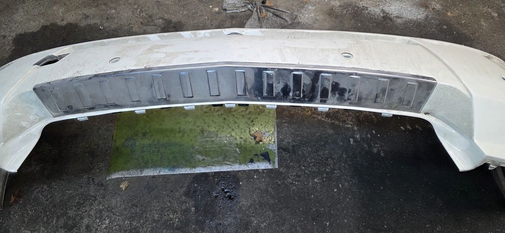 Zderzak tył mercedes glk 2010r