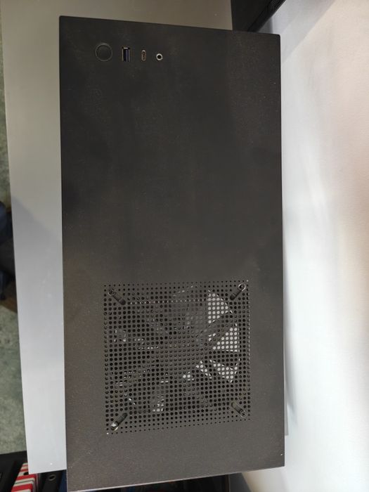 NZXT H510 Elite – Caixa Premium + Cooler Incluído – Bom Estado