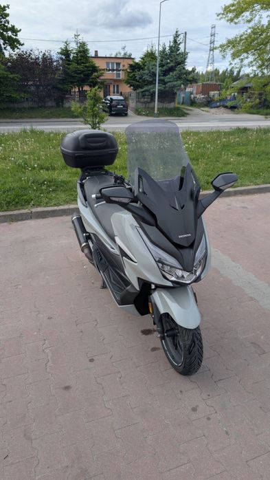 Honda Forza 350/125 2022 (kat B)