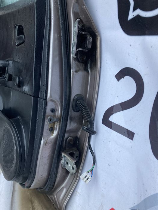 Задні ліві двері Kia Ceed, кузов універсал, колір 8Q