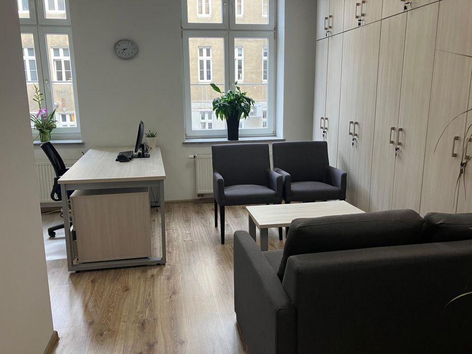 Lokal biurowy 46m2, ul. Sczanieckiej 1, obok Rynku Łazarskiego