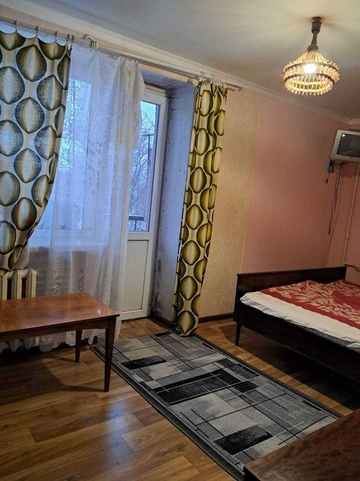 Продаж квартири 2-кімнатної в центрі