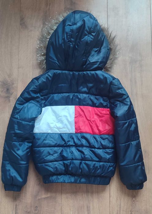 Продам курточку на дівчинку 5/6 років, Tommy Hilfiger.